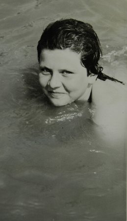 1955 - Elise Falisse.JPG